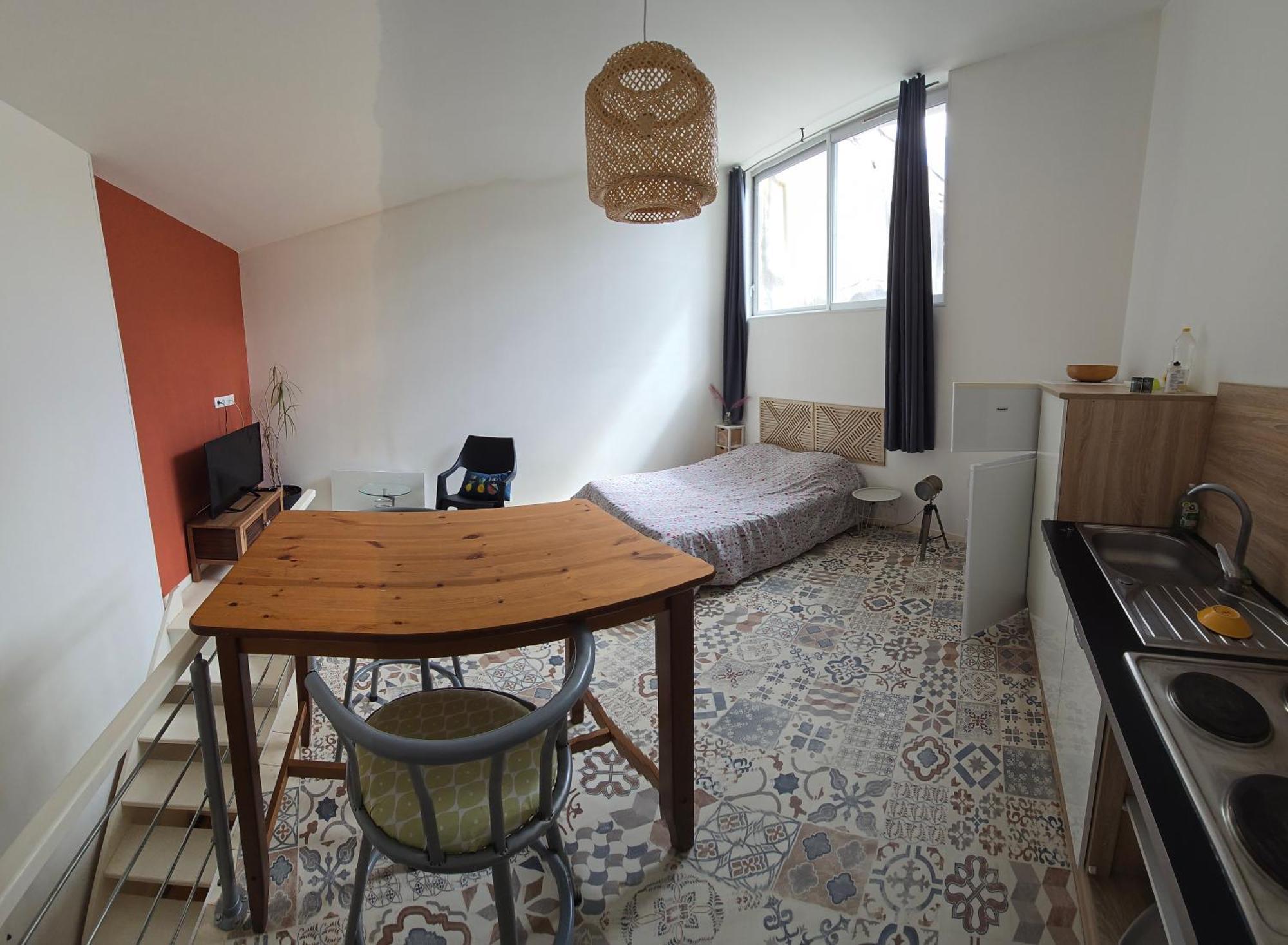 Appartement En Duplex Viviers Εξωτερικό φωτογραφία